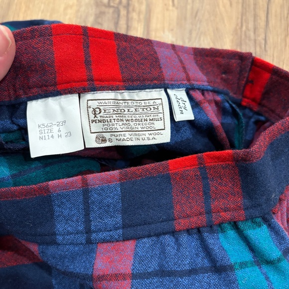 Vintage Pendleton Skirt Women's Red Tartan Plaid Wool Skirt Size 6 Made in USA - Picture 5 of 9